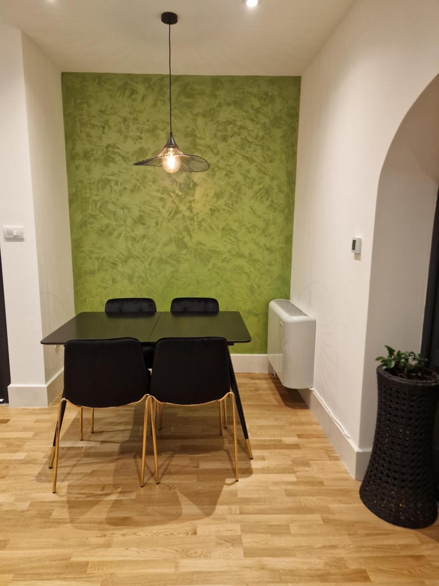 Apartamento Rokebea Luxury Braşov Exterior foto